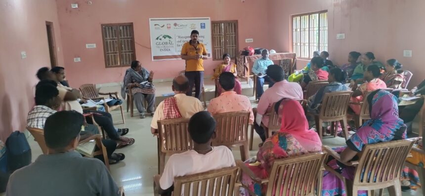 Women SHGs members, village leaders and sarapanch attended the CBO management training at Satapada Gram Panchayat office by OROSA FORUM