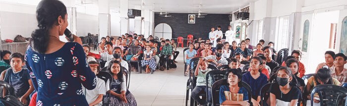 Sajeevam reaches 40,000 catechism children in Kerala with an anti-drug message