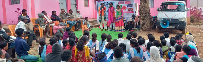 A drama drawn from real situation: the migration street play sensitizing awareness on safe migration