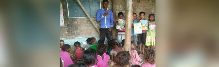 Digital divide could not stop this young man to educate Musahar children during pandemic