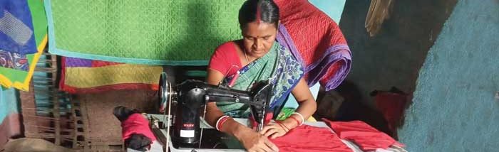 Caritas helps rural woman to escape poverty and become Atamnirbhar