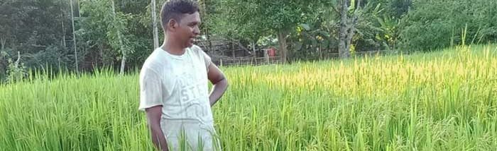 Nalonibari farmers take lessons from ‘Farmer Champion’
