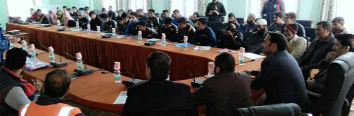 Kashmiri youth trained to reduce risk during disasters