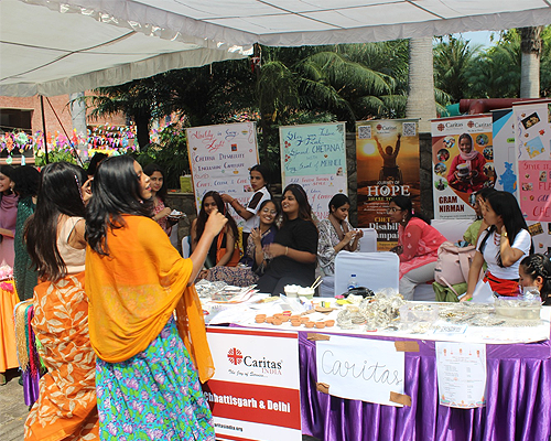 Ability in Every Light: Caritas India demonstrates CHETANA Campaign at Jesus and Mary College’s Diwali Mela