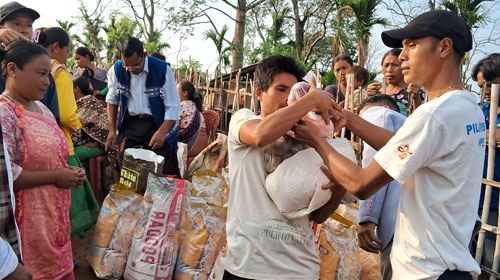 Caritas India reaches Assam’s forgotten flood victims