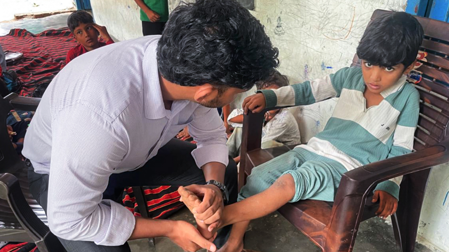 How Faiz Learned to Walk Again with Physiotherapy and Orthotic Support